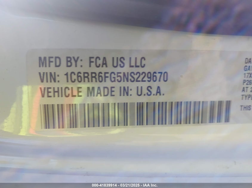 2022 RAM 1500 CLASSIC VIN: 1C6RR6FG5NS229670