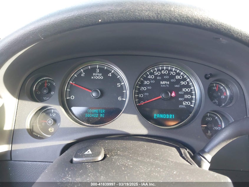 2007 CHEVROLET TAHOE VIN: 1GNEK13077R165087