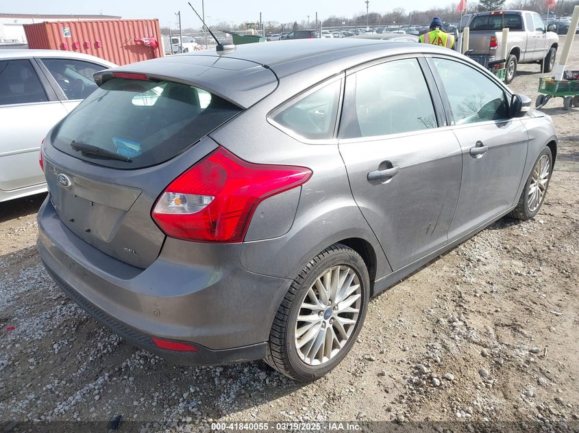 2012 FORD FOCUS VIN: 1FAHP3M27CL310148