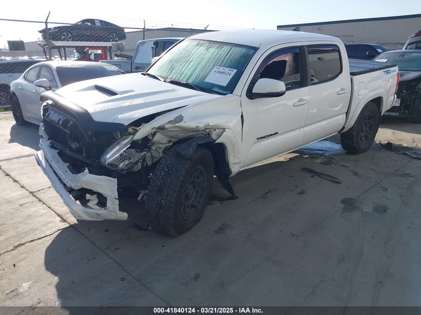 2017 TOYOTA TACOMA DBL CAB/SR5/TRD SPORT/OR - 3TMAZ5CN4HM051993
