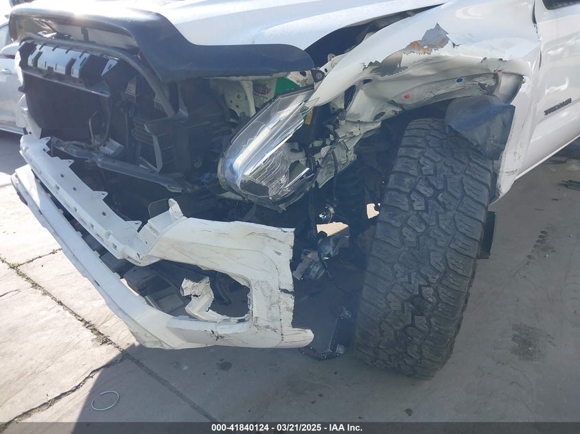 2017 TOYOTA TACOMA DBL CAB/SR5/TRD SPORT/OR - 3TMAZ5CN4HM051993