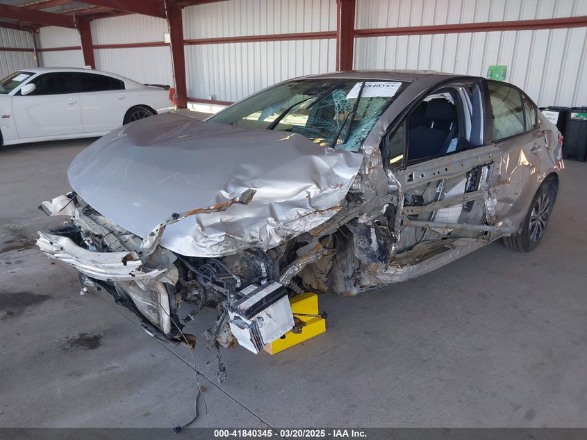 2022 TOYOTA COROLLA HYBRID LE - JTDEAMDE2NJ042798