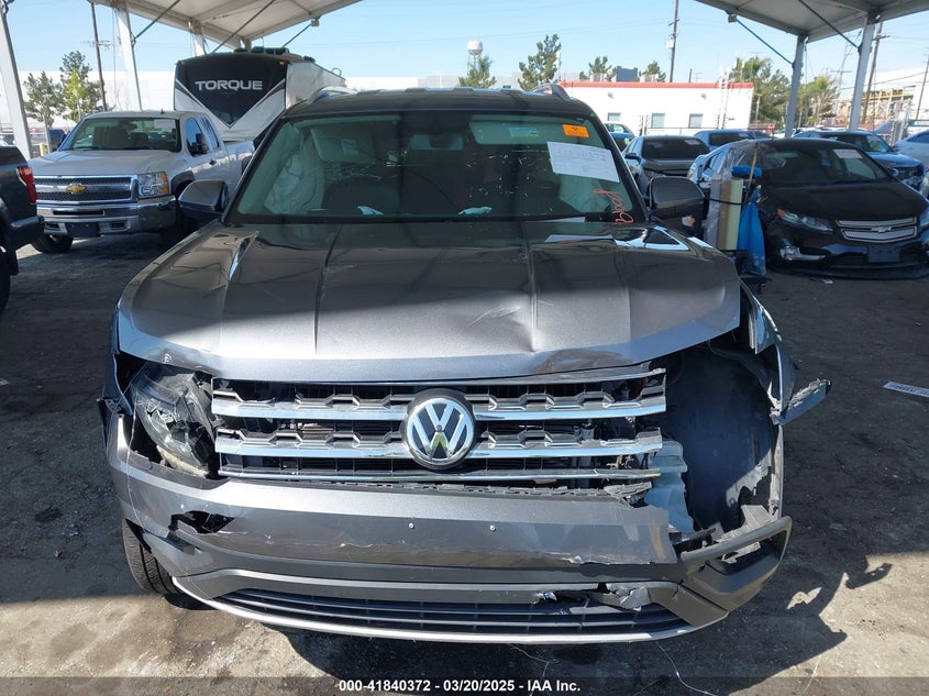 2019 VOLKSWAGEN ATLAS VIN: 1V2DR2CA2KC547116