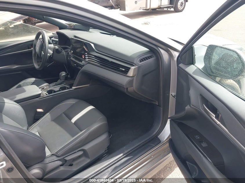 2025 TOYOTA CAMRY VIN: 4T1DAACK7SU501086