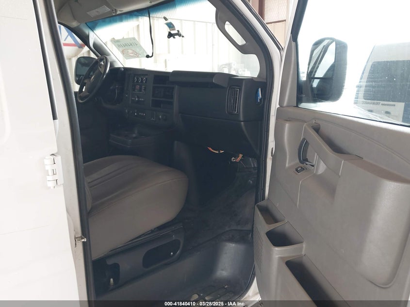 2017 CHEVROLET EXPRESS G2500 VIN: 1GCWGAFF9H1141789