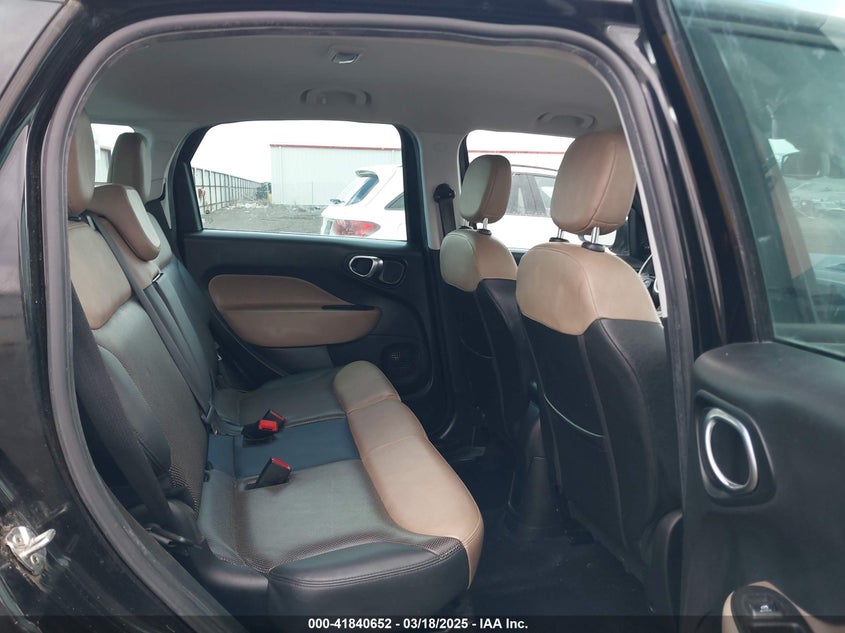 2014 FIAT 500L VIN: ZFBCFACH9EZ008591