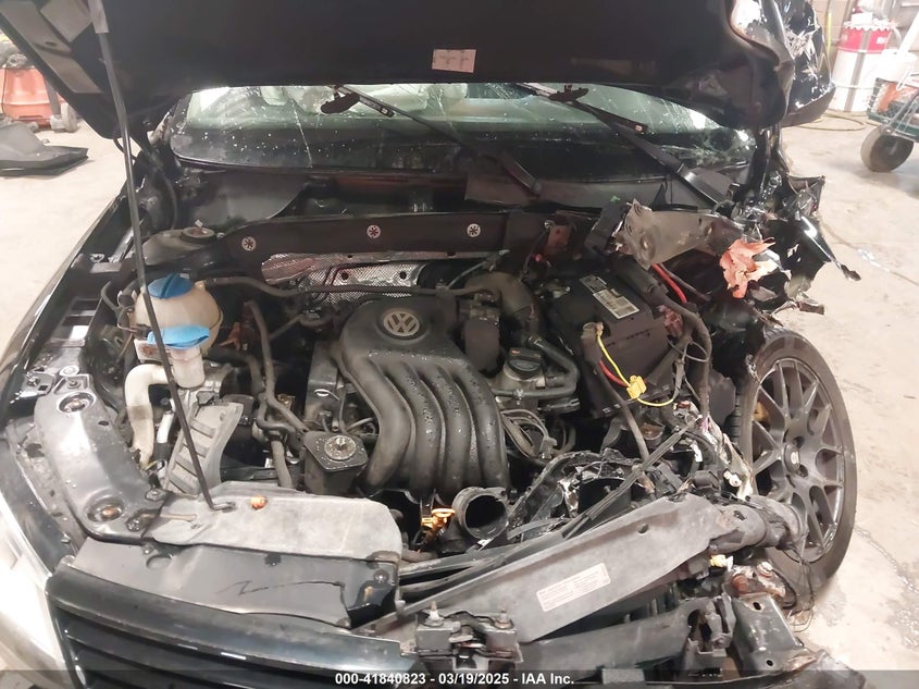 2013 VOLKSWAGEN JETTA VIN: 3VW1K7AJ1DM390265