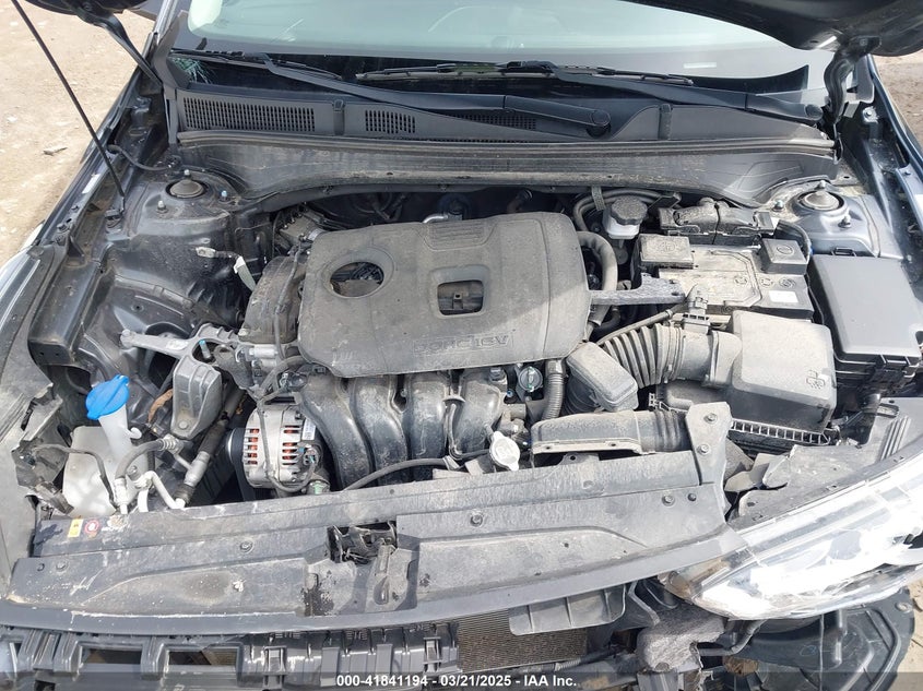 VIN 3KPF24AD8LE235951 2020 KIA FORTE LXS