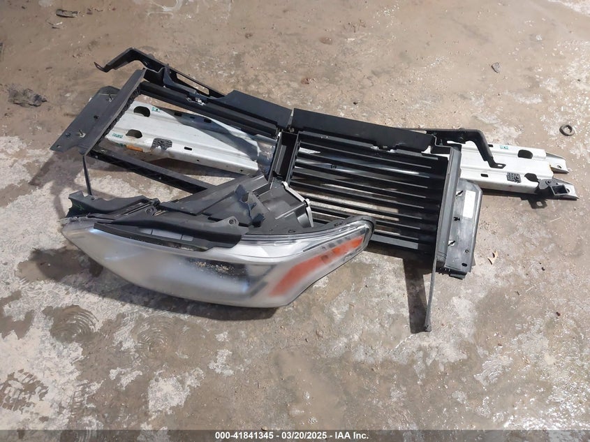 2018 CHEVROLET TRAVERSE 1LT - 1GNERGKW3JJ265312