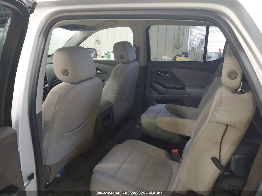 2018 CHEVROLET TRAVERSE 1LT - 1GNERGKW3JJ265312