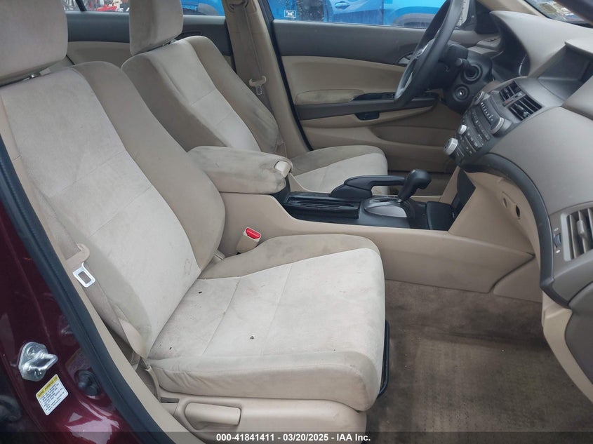 2010 HONDA ACCORD VIN: 1HGCP2F44AA010641