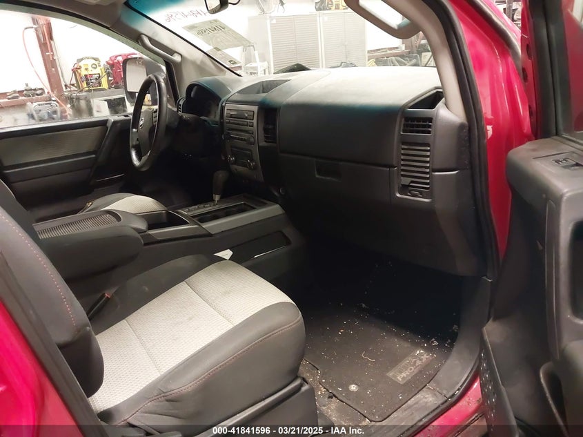 2012 NISSAN TITAN VIN: 1N6AA0EC7CN327973