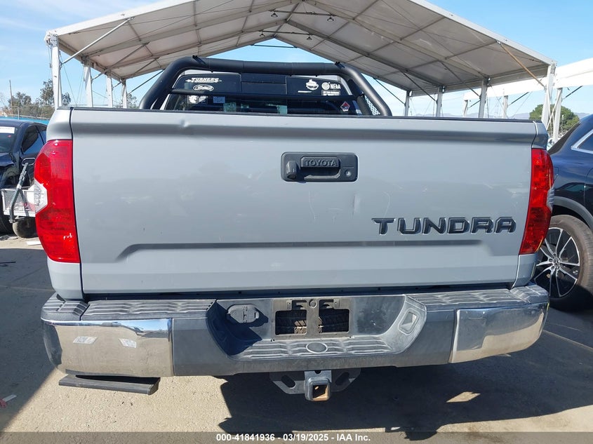 2018 TOYOTA TUNDRA SR5 5.7L V8 - 5TFRY5F16JX241955