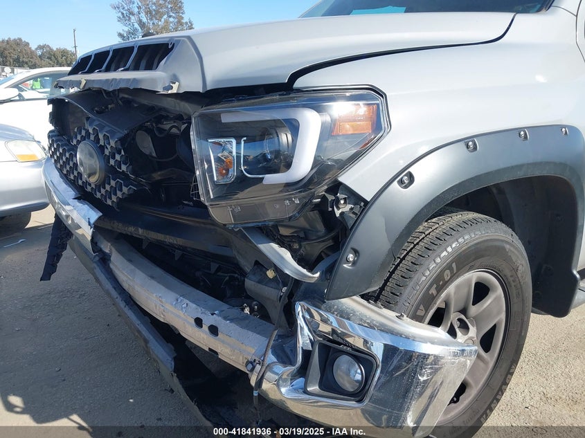 2018 TOYOTA TUNDRA SR5 5.7L V8 - 5TFRY5F16JX241955