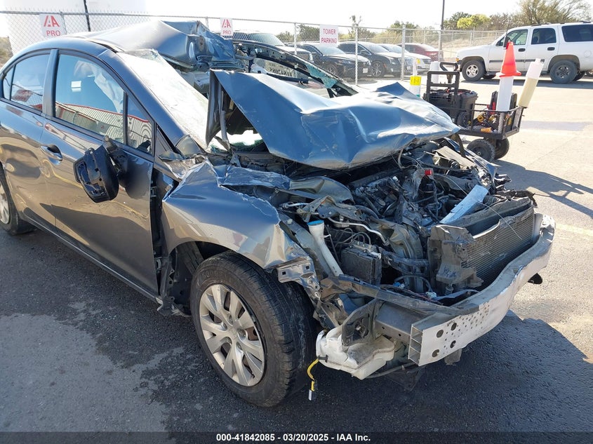 2012 HONDA CIVIC VIN: 19XFB2F50CE084884