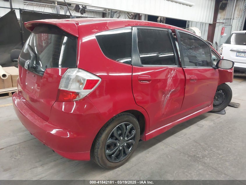 2009 HONDA FIT VIN: JHMGE88409S043811
