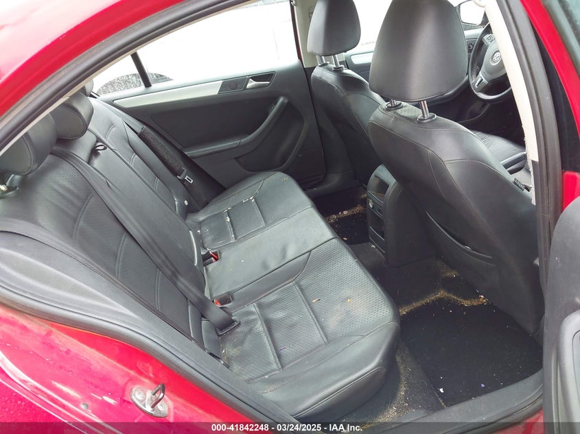 2013 VOLKSWAGEN JETTA 2.5L SE - 3VWDX7AJ6DM255345