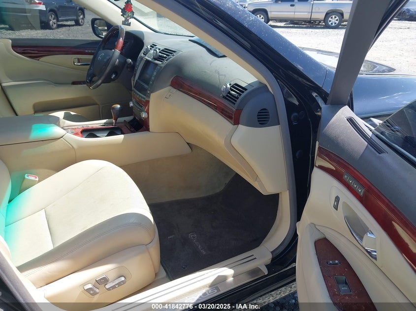 2011 LEXUS LS 460 VIN: JTHCL5EF3B5010315