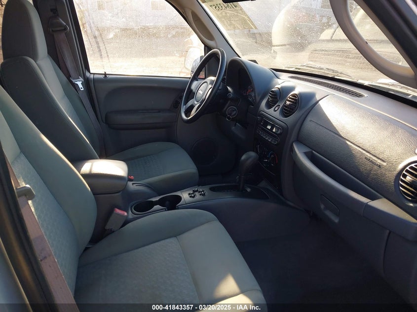 2006 JEEP LIBERTY VIN: 1J4GL48K86W287168