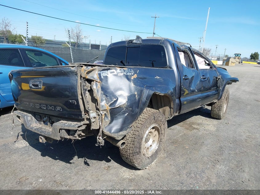 2019 TOYOTA TACOMA TRD SPORT - 5TFCZ5AN1KX209591
