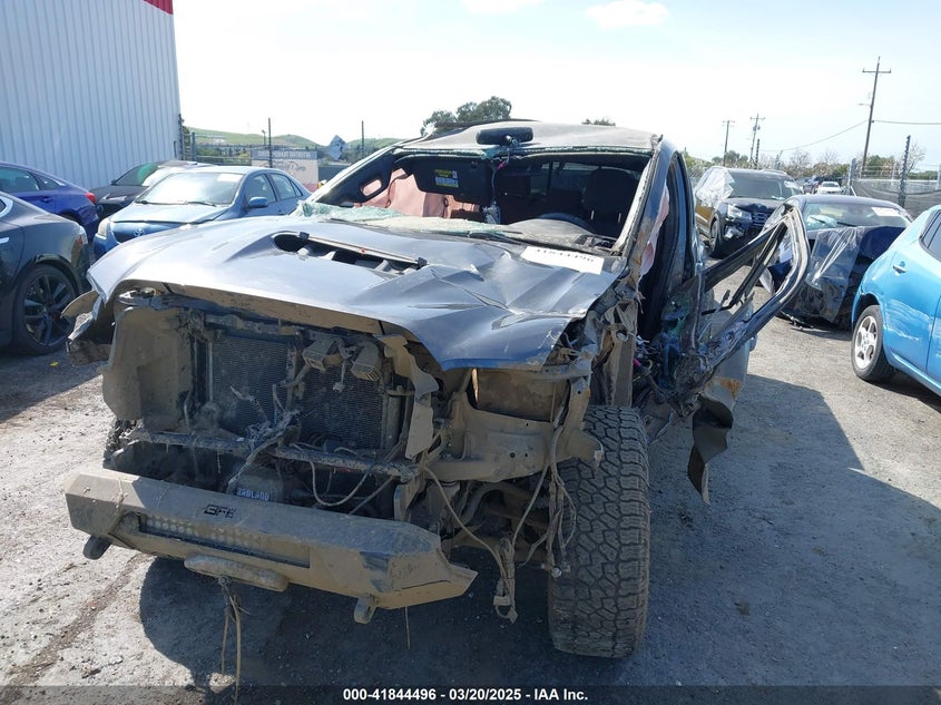 2019 TOYOTA TACOMA TRD SPORT - 5TFCZ5AN1KX209591