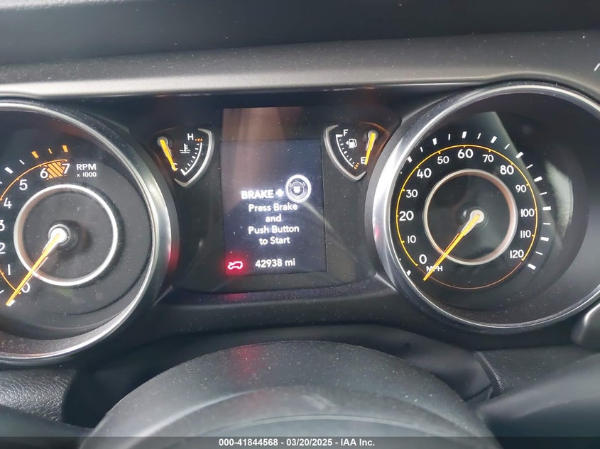 2023 JEEP WRANGLER / VIN: 1C4HJXDG7PW501555