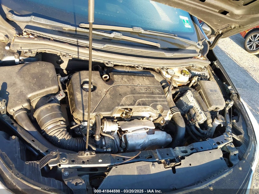 2018 CHEVROLET CRUZE LT AUTO - 1G1BE5SM2J7181806