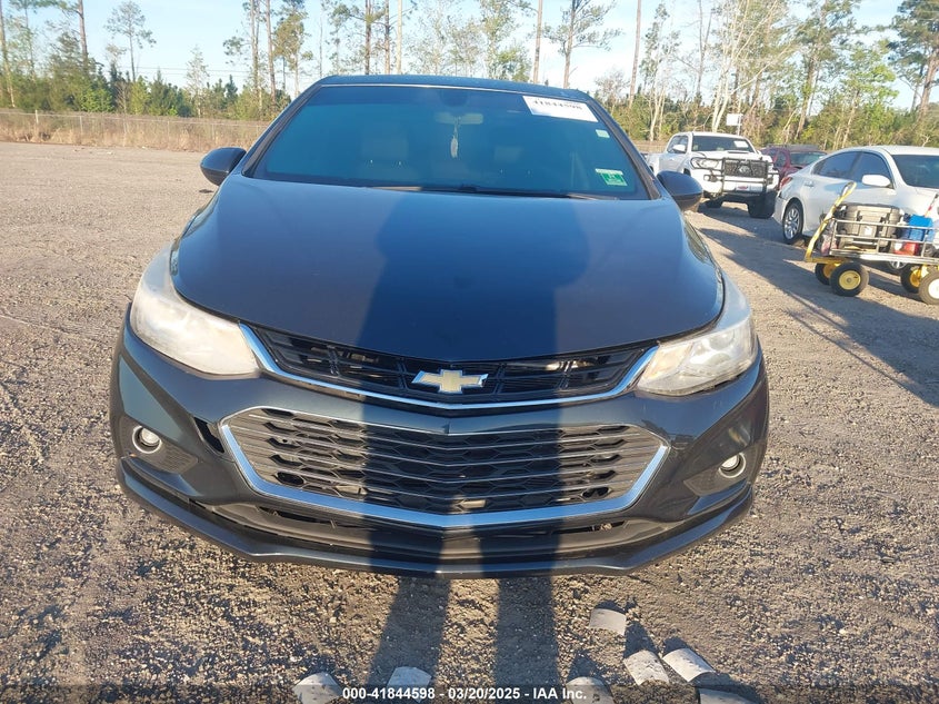 2018 CHEVROLET CRUZE LT AUTO - 1G1BE5SM2J7181806