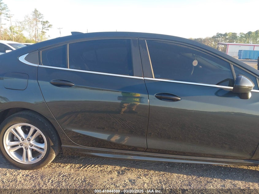 2018 CHEVROLET CRUZE LT AUTO - 1G1BE5SM2J7181806