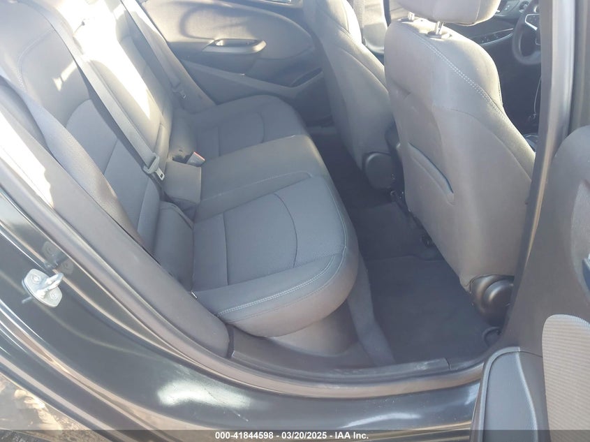 2018 CHEVROLET CRUZE LT AUTO - 1G1BE5SM2J7181806