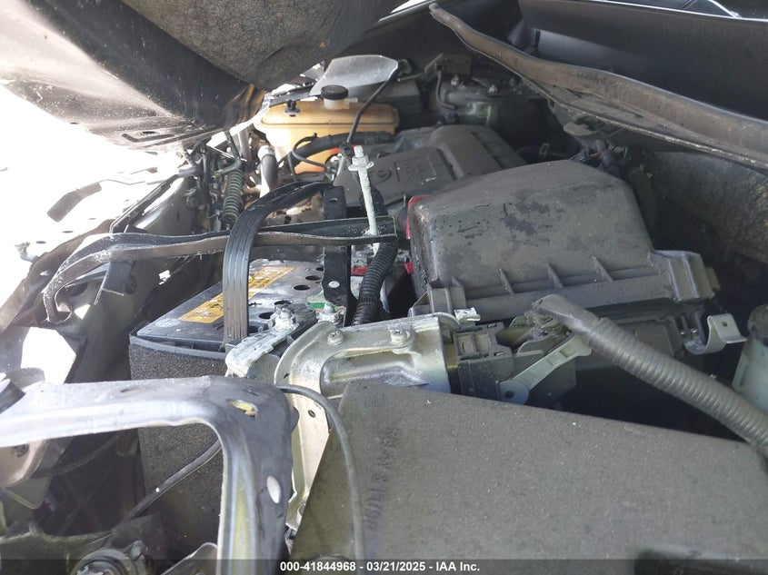 2018 TOYOTA RAV4 ADVENTURE/XLE - JTMWFREV7JD122074