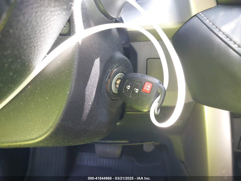 2018 TOYOTA RAV4 ADVENTURE/XLE - JTMWFREV7JD122074