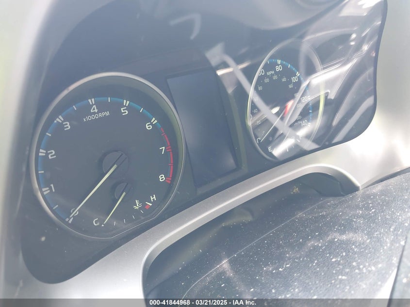 2018 TOYOTA RAV4 ADVENTURE/XLE - JTMWFREV7JD122074