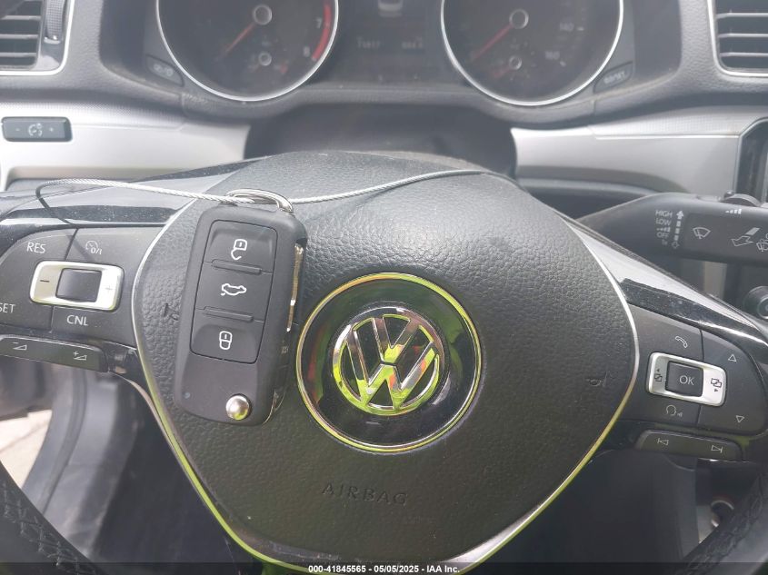 2019 Volkswagen Passat 2.0T Wolfsburg Edition VIN: 1VWLA7A32KC008823 Lot: 41845565