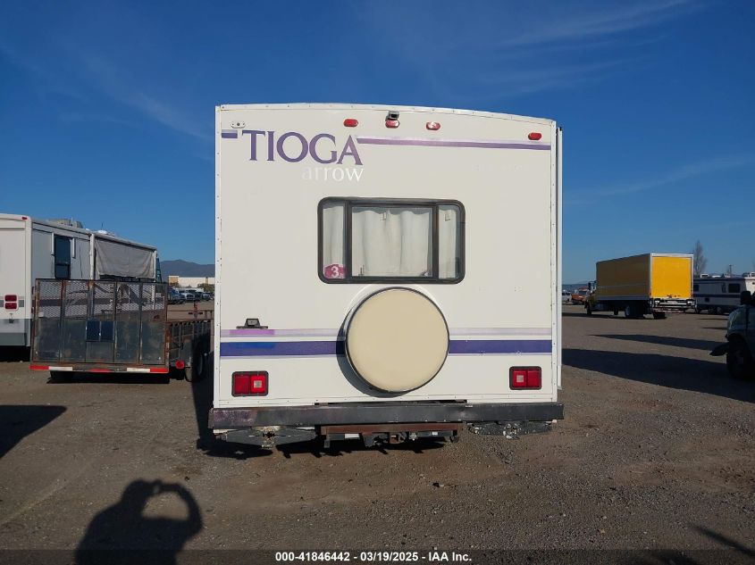 2000 Chevrolet Express Rv Cutaway VIN: 1GBJG31J8Y1208999 Lot: 41846442