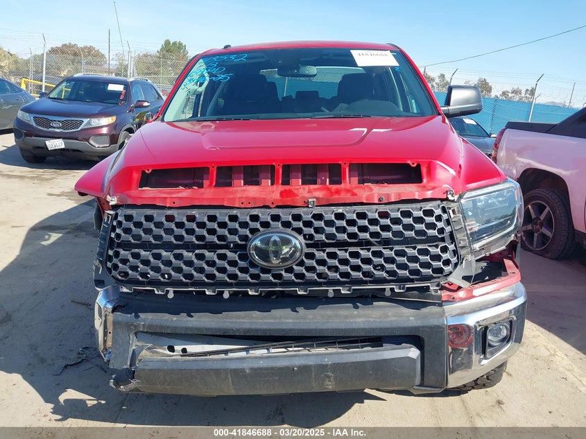 2019 TOYOTA TUNDRA SR5 5.7L V8 - 5TFDW5F15KX833817