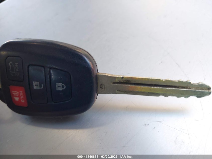 2019 TOYOTA TUNDRA SR5 5.7L V8 - 5TFDW5F15KX833817