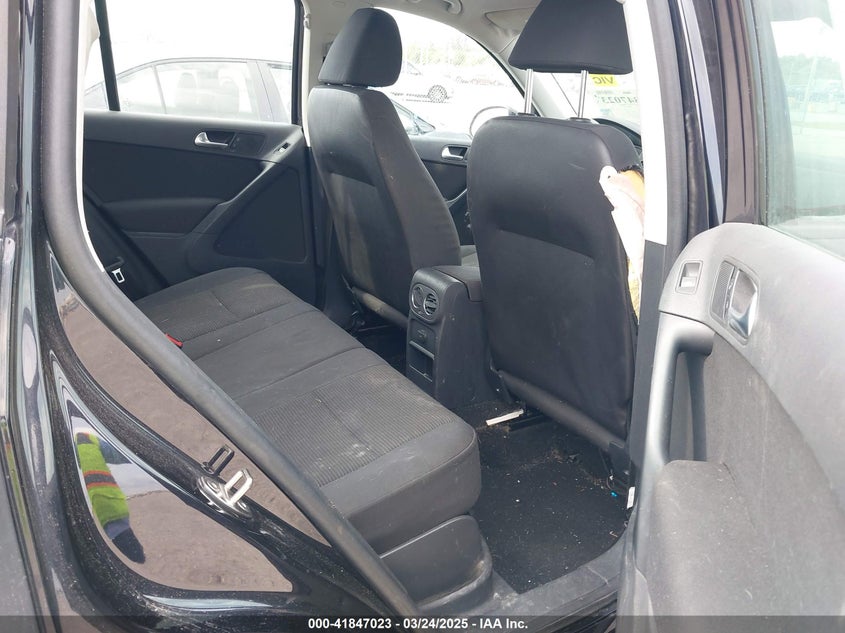 VIN WVGAV7AX1HK044305 2017 VOLKSWAGEN TIGUAN 2.0T/2.0T S