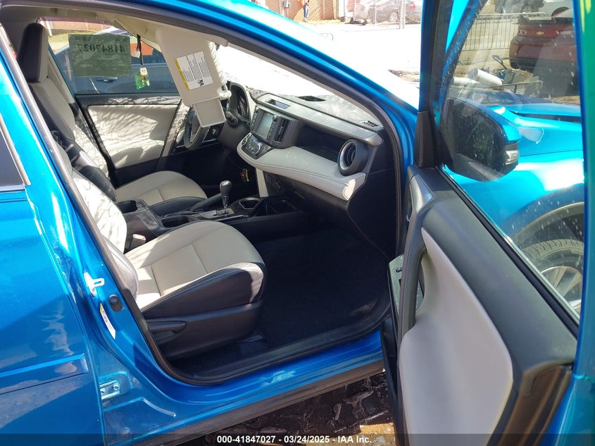 2018 TOYOTA RAV4 VIN: 2T3YFREV1JW473994