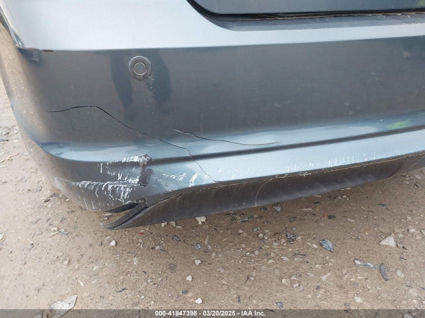 2012 FORD FUSION VIN: 3FAHP0JA4CR282563