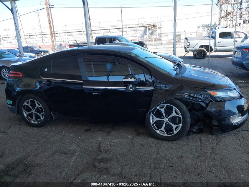 2014 CHEVROLET VOLT VIN: 1G1RH6E48EU151045