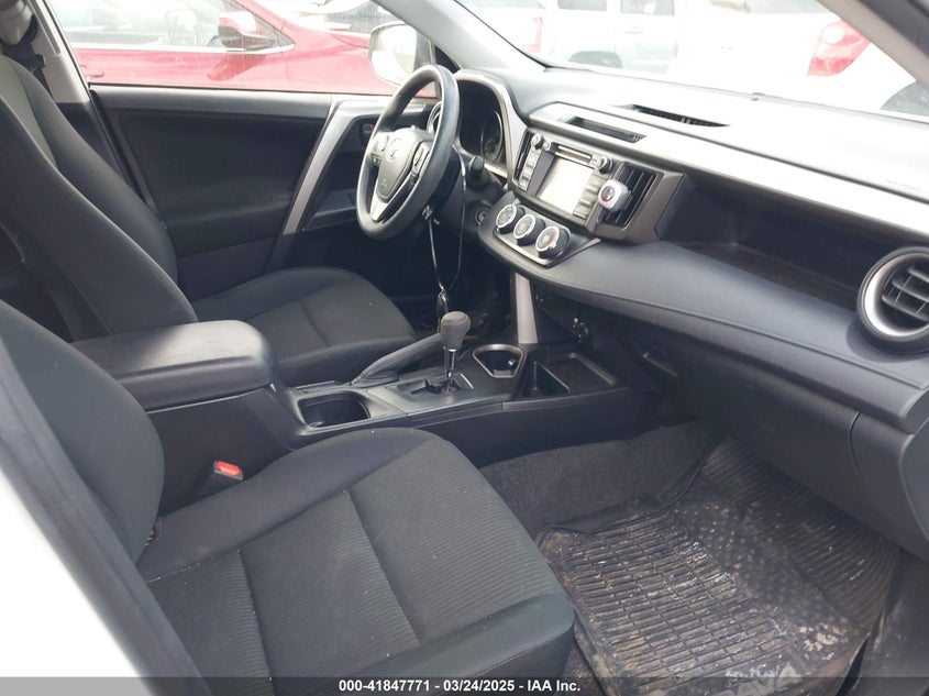 2018 TOYOTA RAV4 LE - JTMZFREV6JJ740176