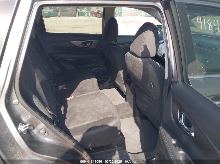 2015 NISSAN ROGUE SV - KNMAT2MV1FP524545