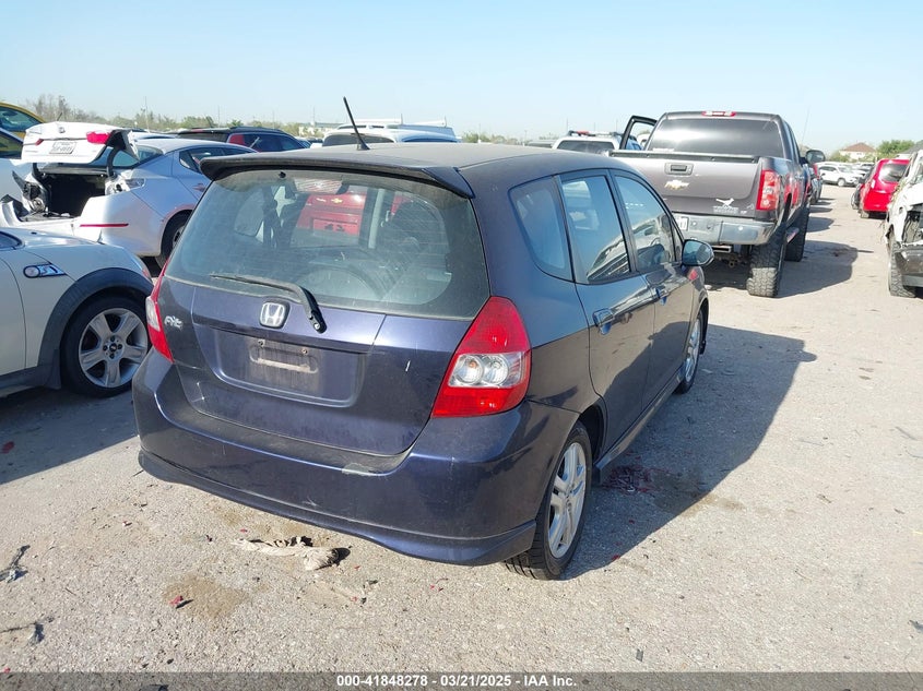 2008 HONDA FIT VIN: JHMGD38638S050726