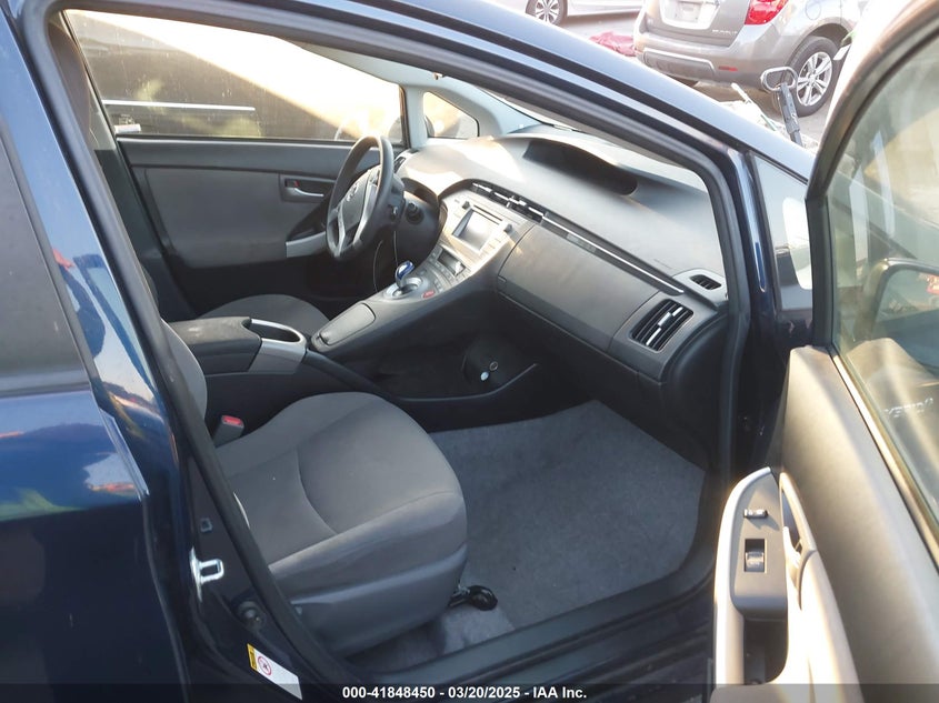 2015 TOYOTA PRIUS VIN: JTDKN3DUXF1998475