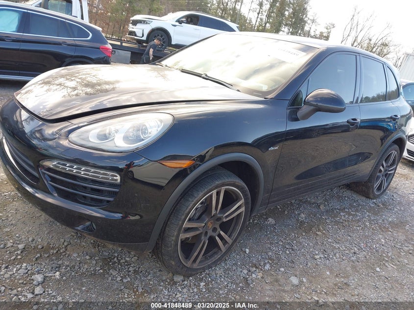 2013 PORSCHE CAYENNE VIN: WP1AF2A27DLA38049