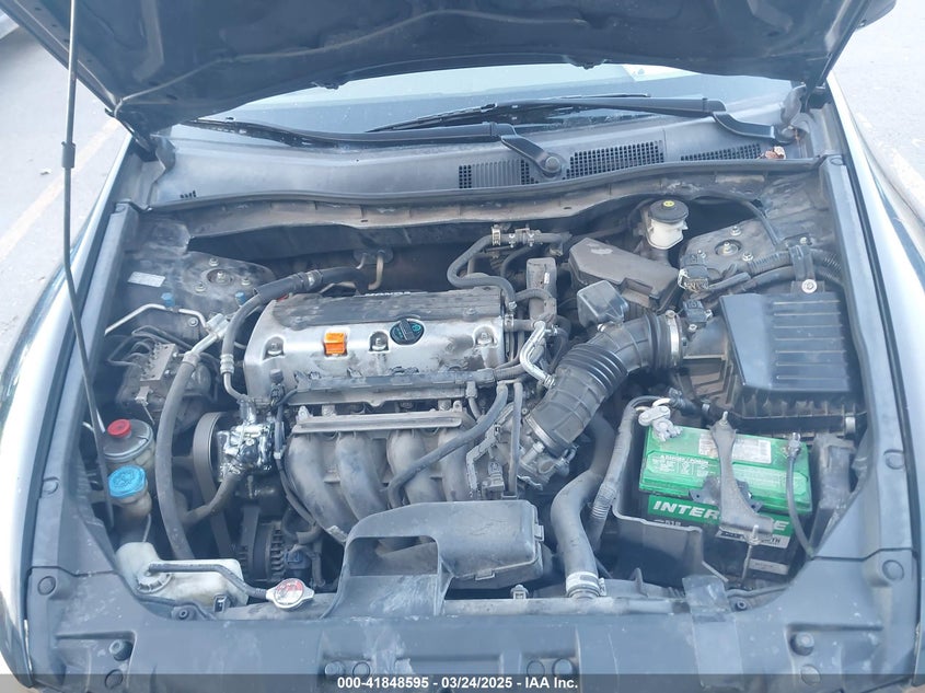 2010 HONDA ACCORD VIN: 1HGCP2F43AA018956