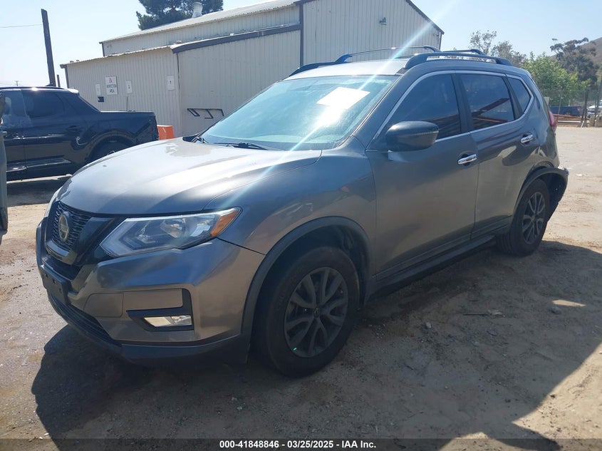 VIN 5N1AT2MV9JC828525 2018 NISSAN ROGUE SV