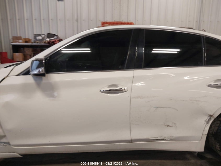 2018 INFINITI Q50 3.0T LUXE - JN1EV7AR6JM432196