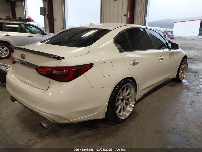 2018 INFINITI Q50 3.0T LUXE - JN1EV7AR6JM432196